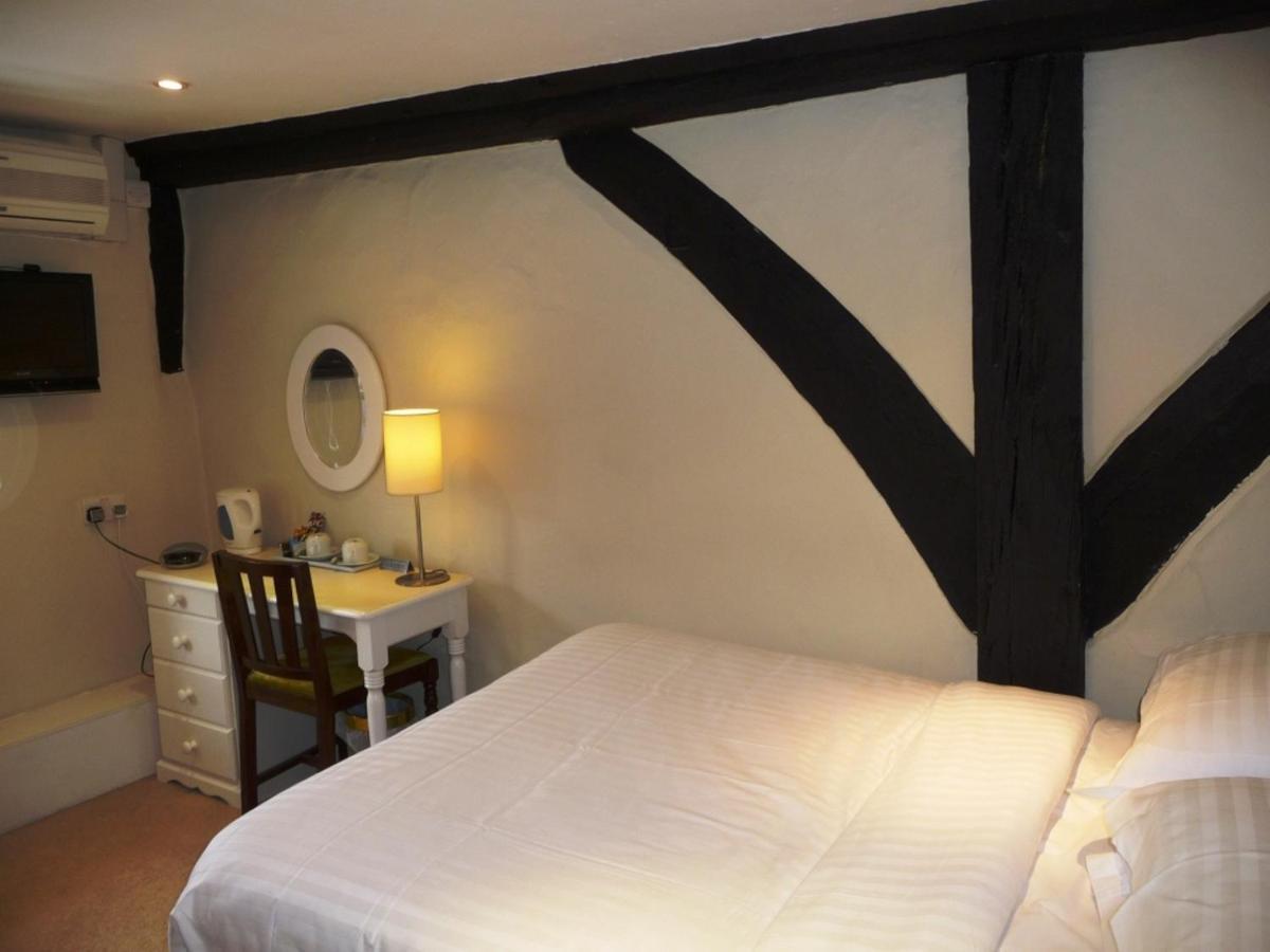 The George Hotel Henfield Camera foto