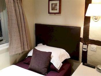 The George Hotel Henfield Esterno foto